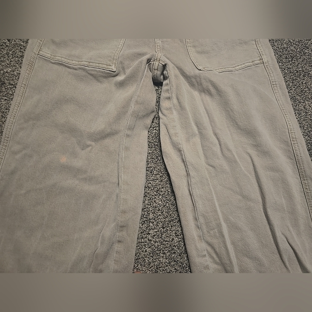 American Eagle Khaki Jeans, Women Size 4, Cargo Wide Leg Skater jeans Flat Front - Picture 2 of 12